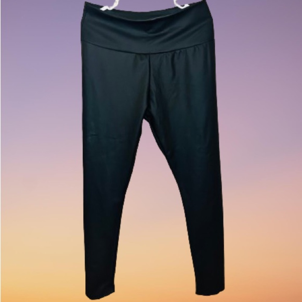 New Black Leather Like Leggings XL